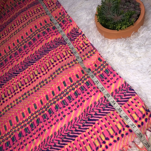 Aerie Pink Tribal Print Design Fringe Thin Scarf - Picture 4 of 4